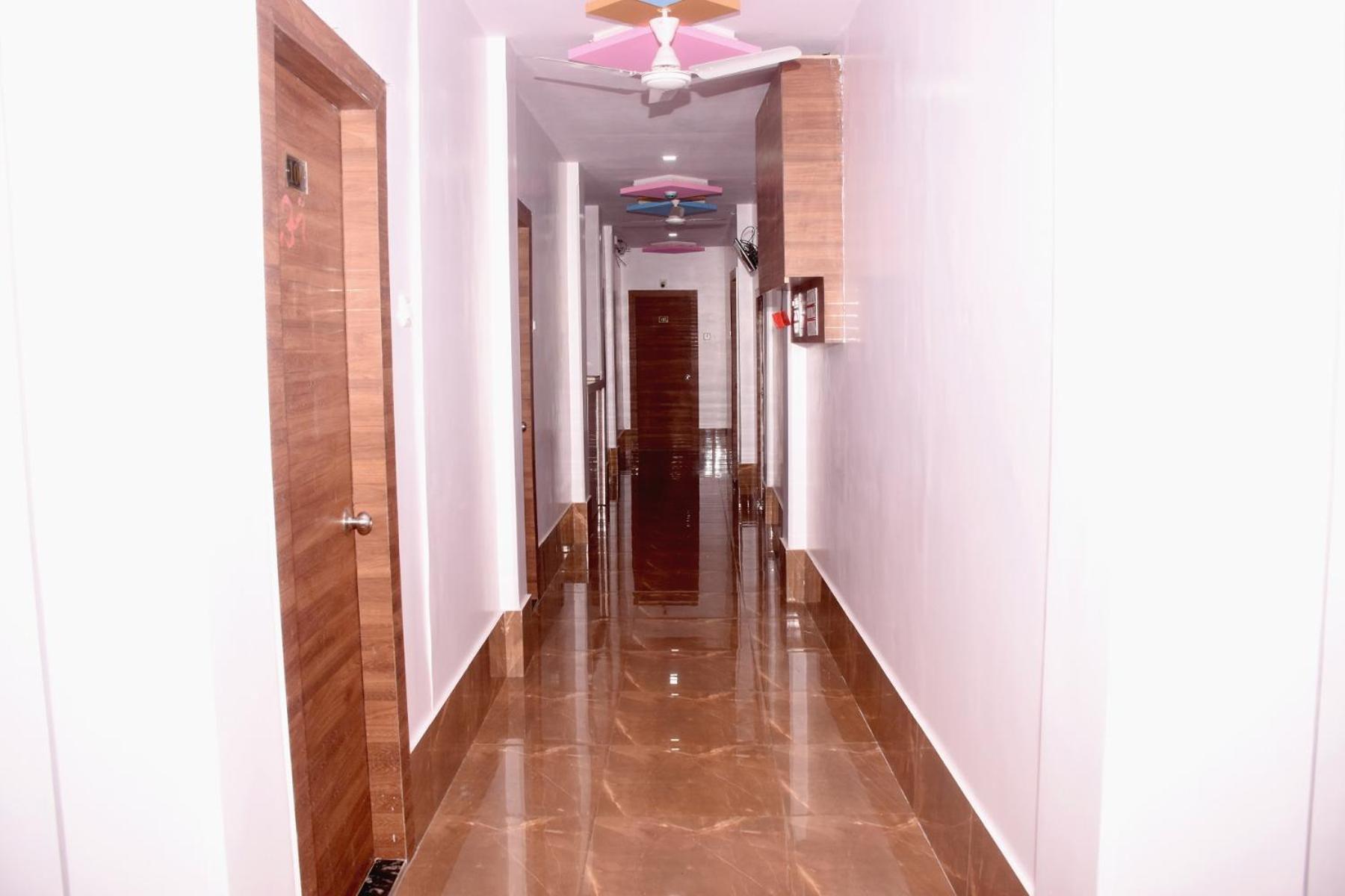 Aga Beg's Mumbai