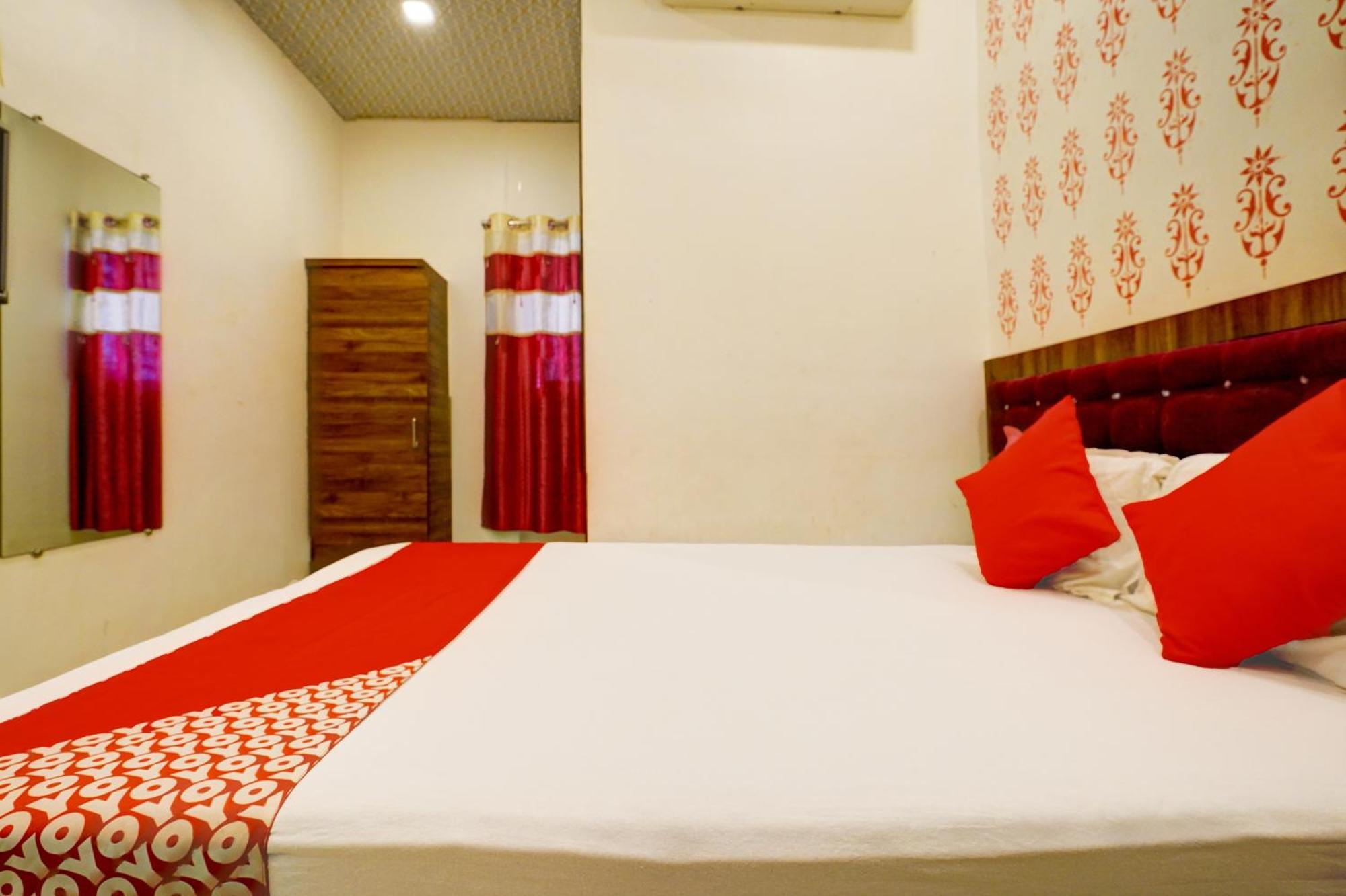 Aga Beg's Mumbai